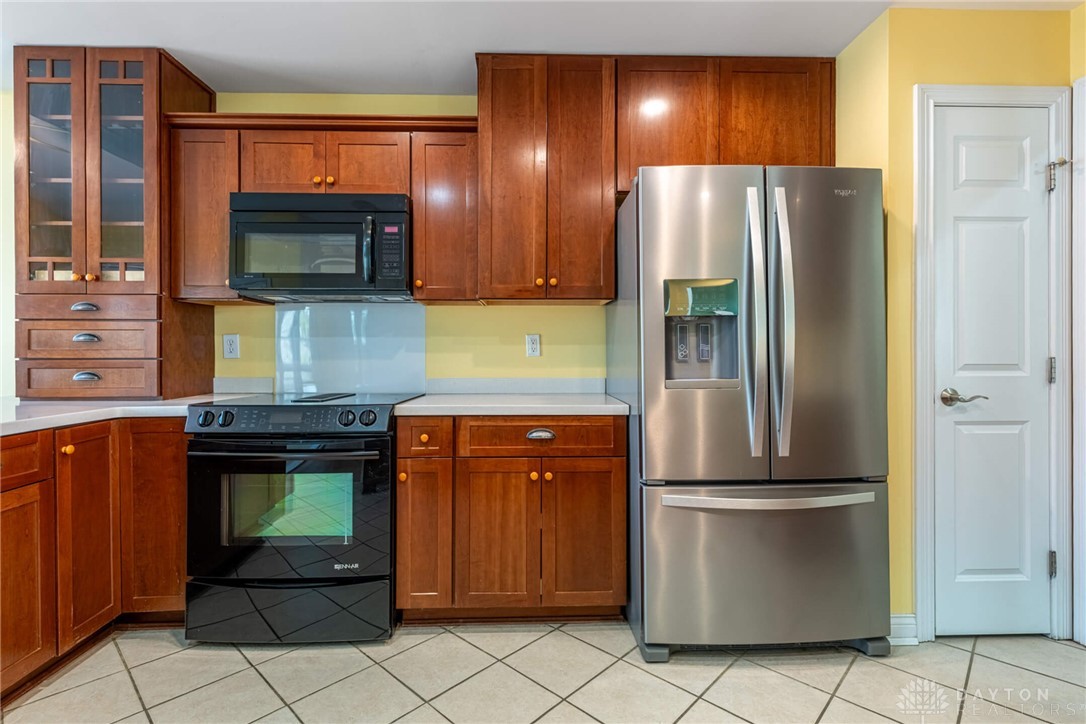 5075 Long Meadow Drive, Franklin, Ohio image 13