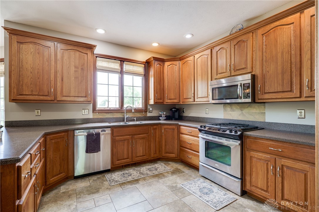 730 Baneberry Court, Tipp City, Ohio image 20
