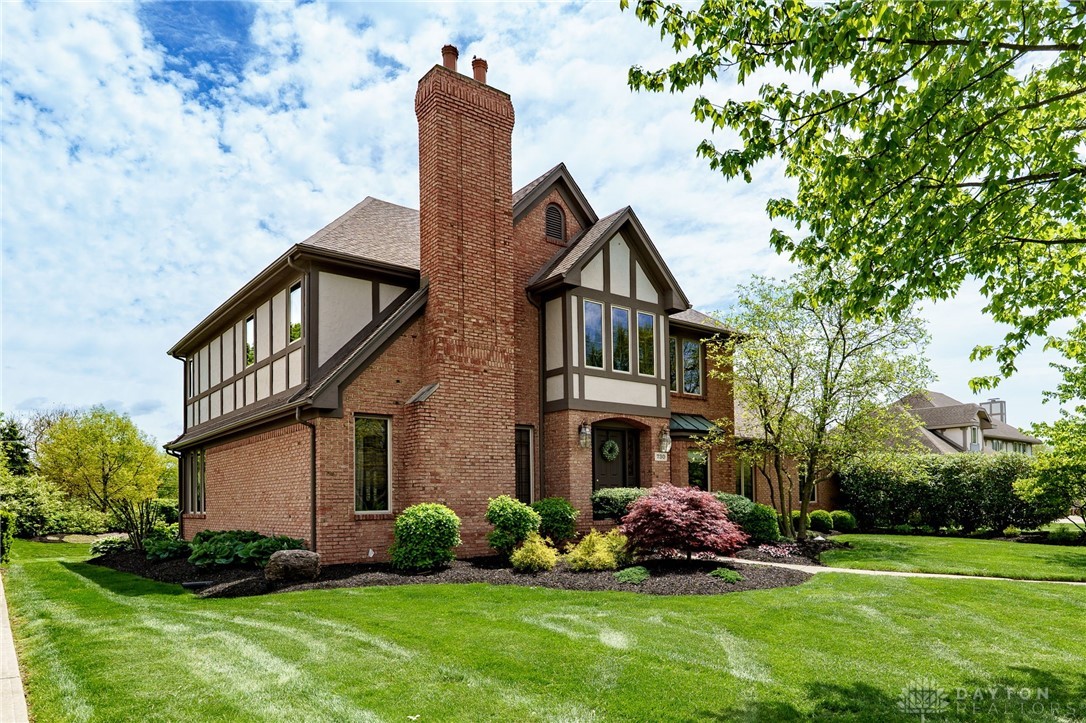 730 Baneberry Court, Tipp City, Ohio image 2