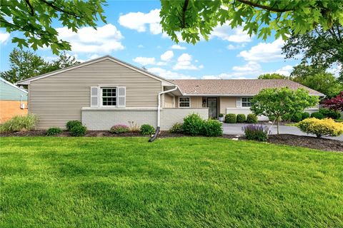 Photo of 265 Gershwin Drive, Centerville, OH 45458 (MLS # 958722)