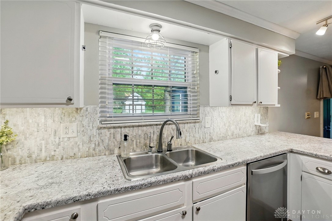 1745 Yalta Road, Dayton, Ohio image 18