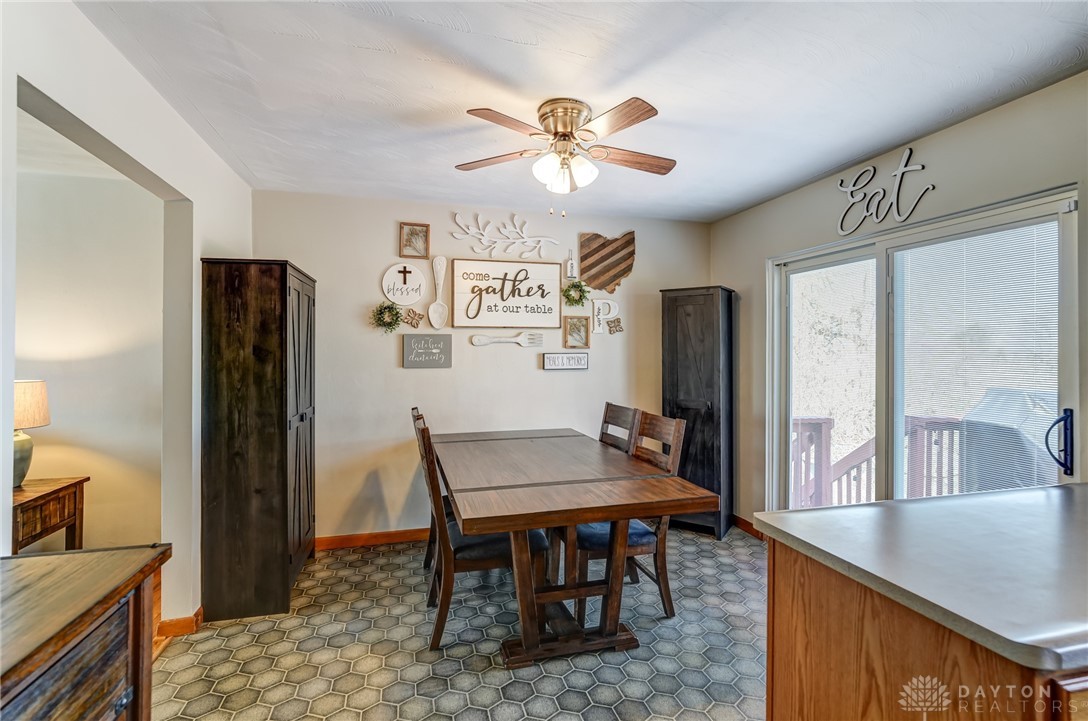 1137 Marsha Court, Miamisburg, Ohio image 16