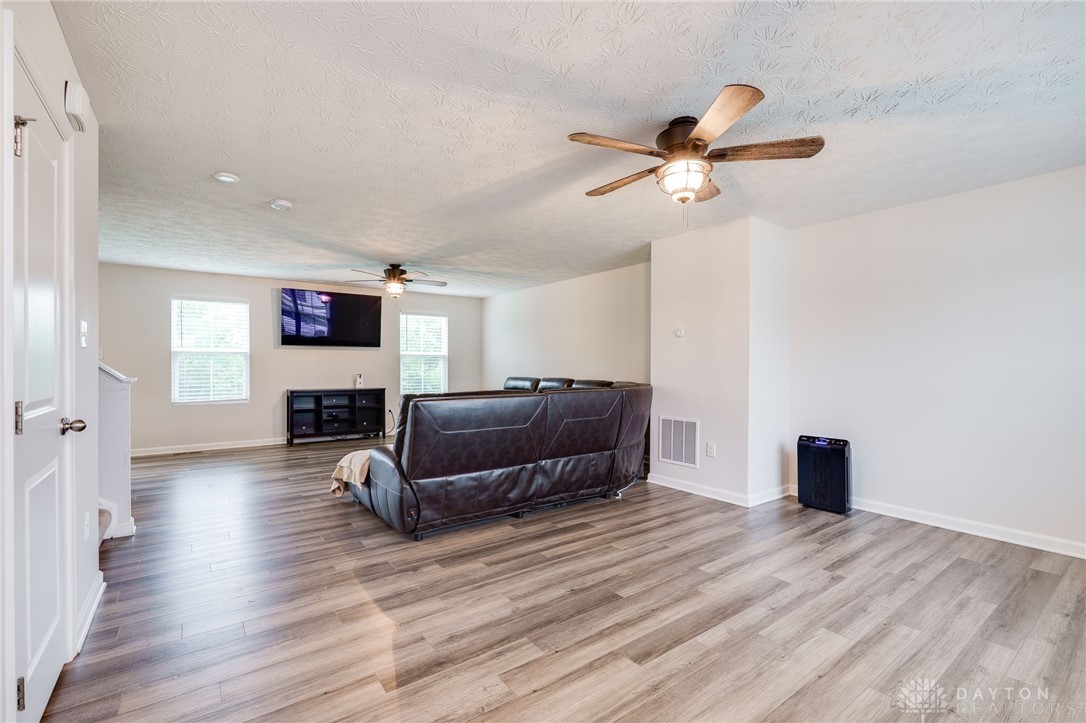 6612 Rivulet Drive, Middletown, Ohio image 7