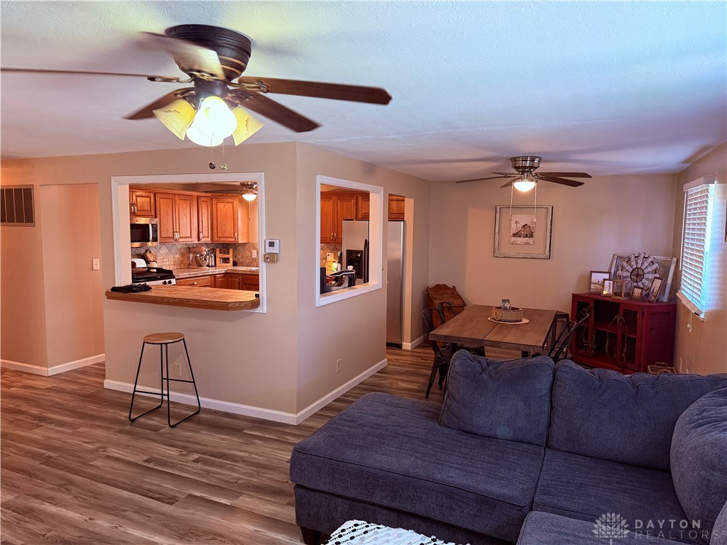 8138 Philadelphia Drive, Fairborn, Ohio image 6