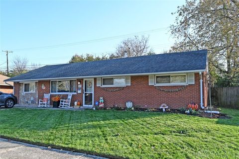 Photo of 4678 Longfellow Avenue, Dayton, OH 45424 (MLS # 947944)
