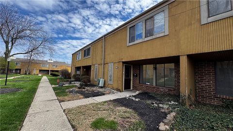 Photo of 4535 Lansmore Drive, Dayton, OH 45415 (MLS # 951440)