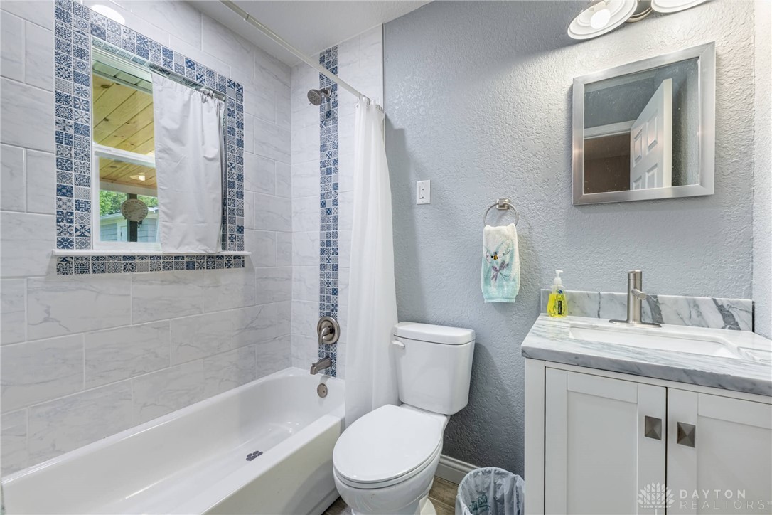 5683 Kevin Drive, Dayton, Ohio image 18