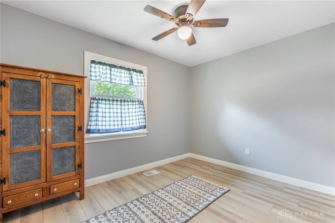 5683 Kevin Drive, Dayton, Ohio image 13