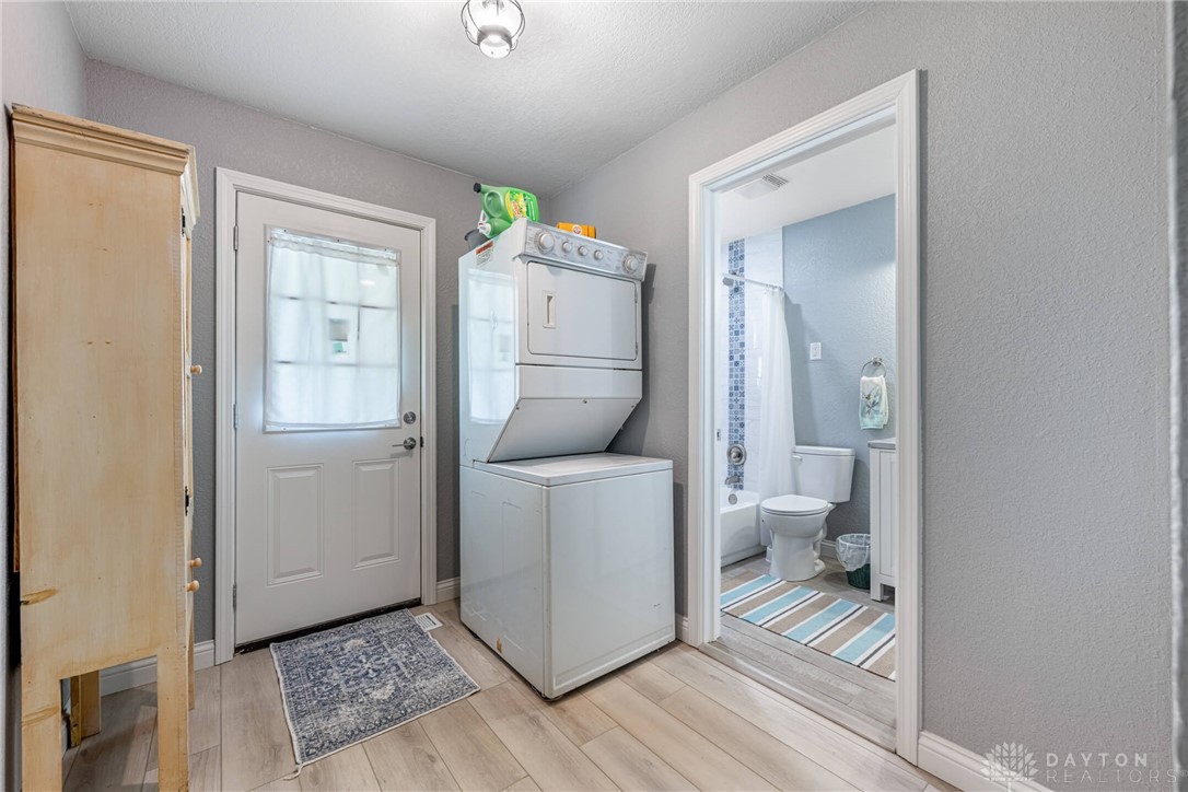 5683 Kevin Drive, Dayton, Ohio image 17