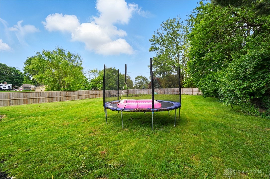 1370 Carpenter Road, Bellbrook, Ohio image 47
