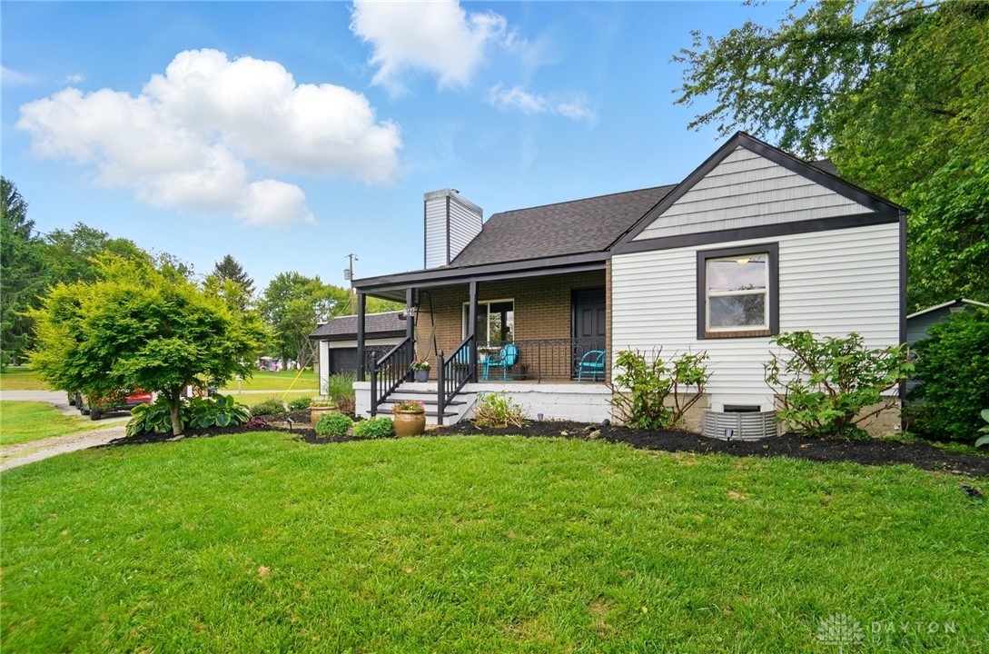 1370 Carpenter Road, Bellbrook, Ohio image 2