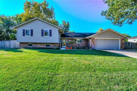 Photo of 3961 Ephrata Court, Beavercreek, OH 45430 (MLS # 945555)