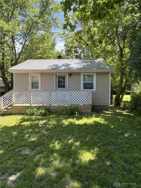 Photo of 5008 Genesee Avenue, Dayton, OH 45406 (MLS # 945173)