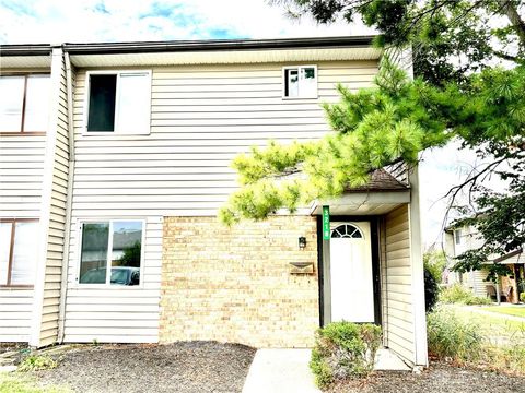 Photo of 3218 Gambit Square, Dayton, OH 45449 (MLS # 941670)