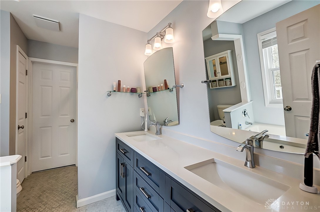 3019 King James Drive, Beavercreek, Ohio image 23