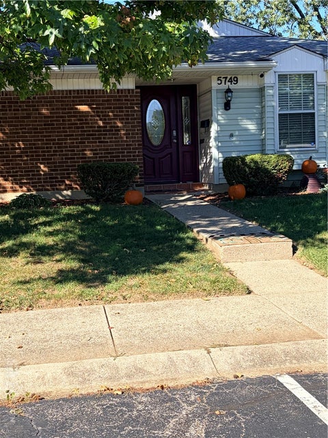 Photo of 5749 Troy Villa Boulevard #5749, Huber Heights, OH 45424 (MLS # 970481)