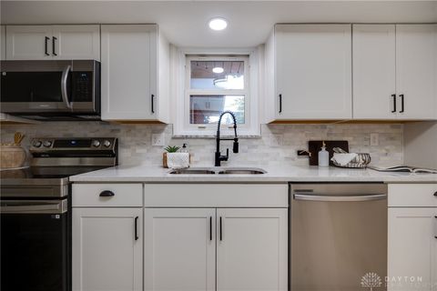 Tiny photo for 3116 Powhattan Place, Dayton, OH 45420 (MLS # 945561)