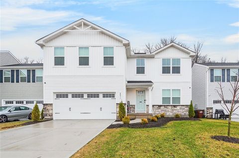 Photo of 6891 Riverview Avenue, Middletown, OH 45042 (MLS # 953579)