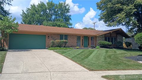 Homes For Sale - 5284 Newell Circle<br/> Montgomery County, Kettering, OH 45440