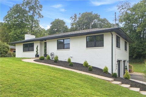 Photo for 1231 White Oak Drive
