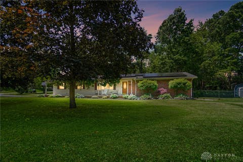 Homes For Sale - 2627 Marinette Drive<br/> Clark County, Springfield, OH 45503