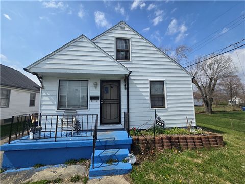 Photo of 741 Almond Avenue, Dayton, OH 45417 (MLS # 959387)