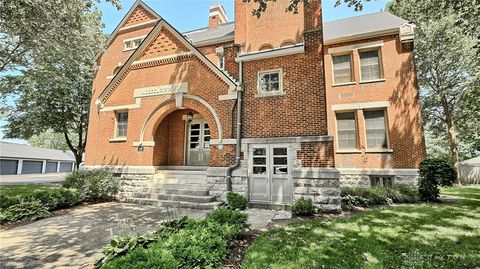 Photo of 226 Mcdaniel Street #130, Dayton, OH 45405 (MLS # 951589)