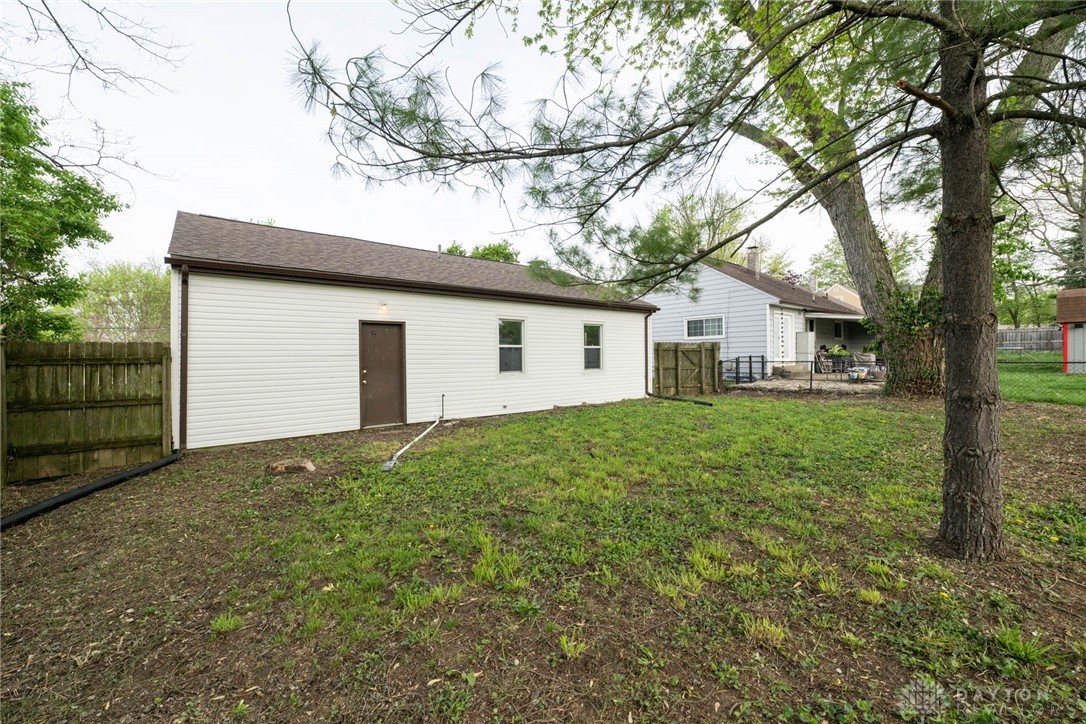 734 N 11th Street, Miamisburg, Ohio image 16