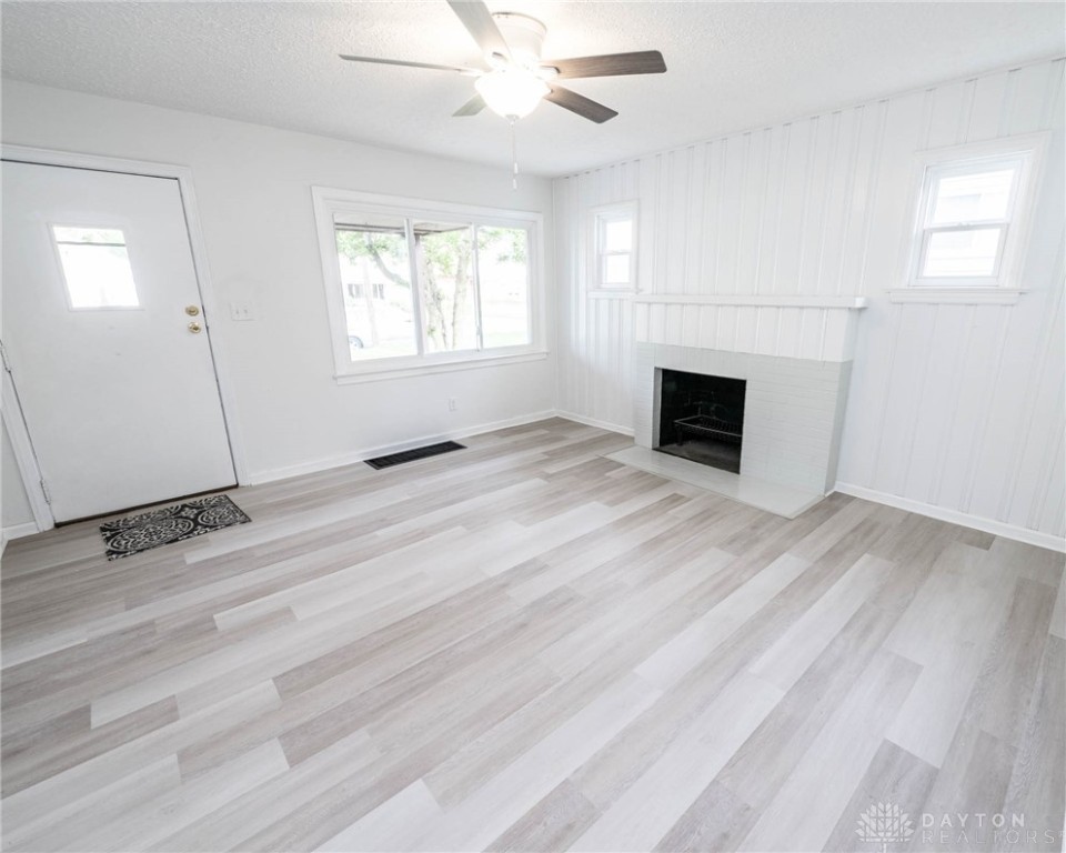734 N 11th Street, Miamisburg, Ohio image 4