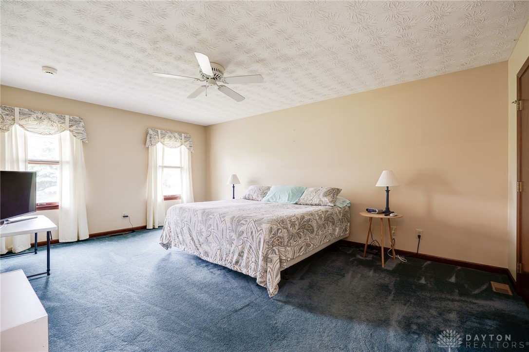 1404 Saint Andrews Court, Springboro, Ohio image 20