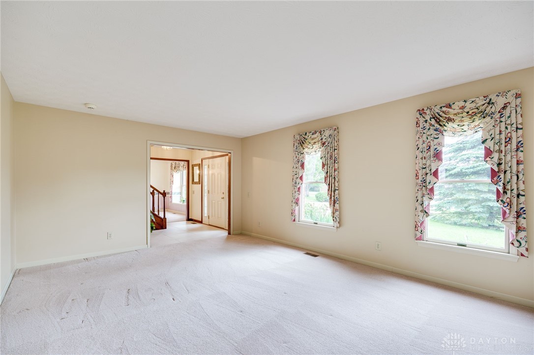 1404 Saint Andrews Court, Springboro, Ohio image 8