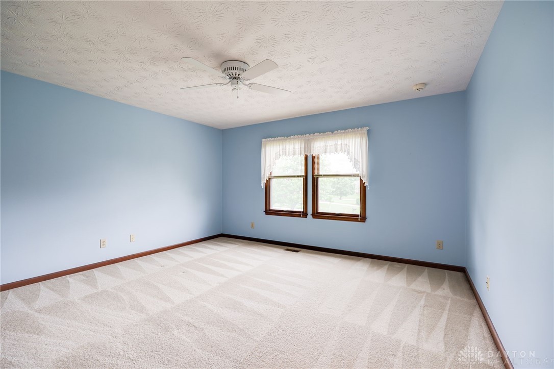 1404 Saint Andrews Court, Springboro, Ohio image 23