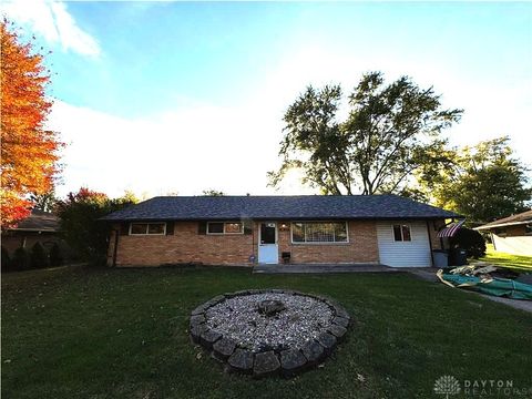 Photo of 4629 Richwood Drive, Dayton, OH 45439 (MLS # 947176)