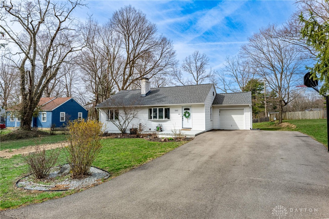 1565 Woods Drive, Beavercreek, Ohio image 46