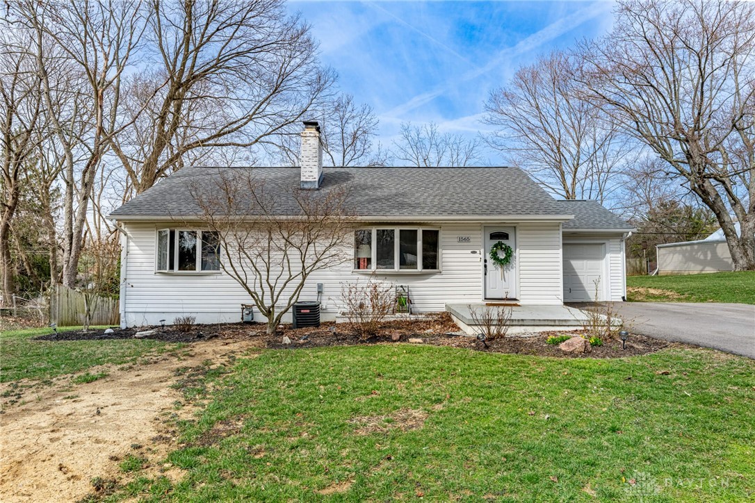 1565 Woods Drive, Beavercreek, Ohio image 50