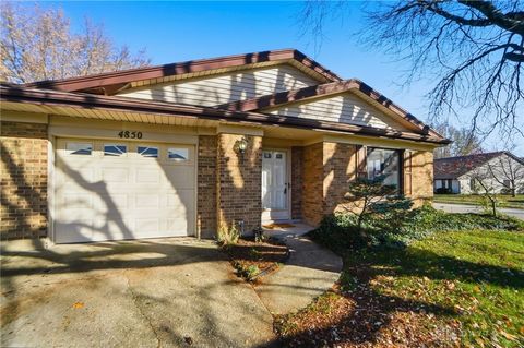 Photo of 4850 Foxdale Drive, Kettering, OH 45429 (MLS # 947510)
