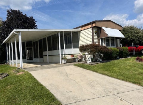 Mobile Home For Sale - 48 Beech Drive<br/> Springfield, OH 45502