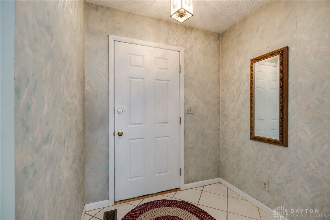 9920 Sheehan Road, Dayton, Ohio image 6