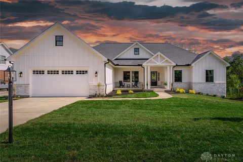 Photo of 80 George Wythe Way, Beavercreek, OH 45434 (MLS # 944537)