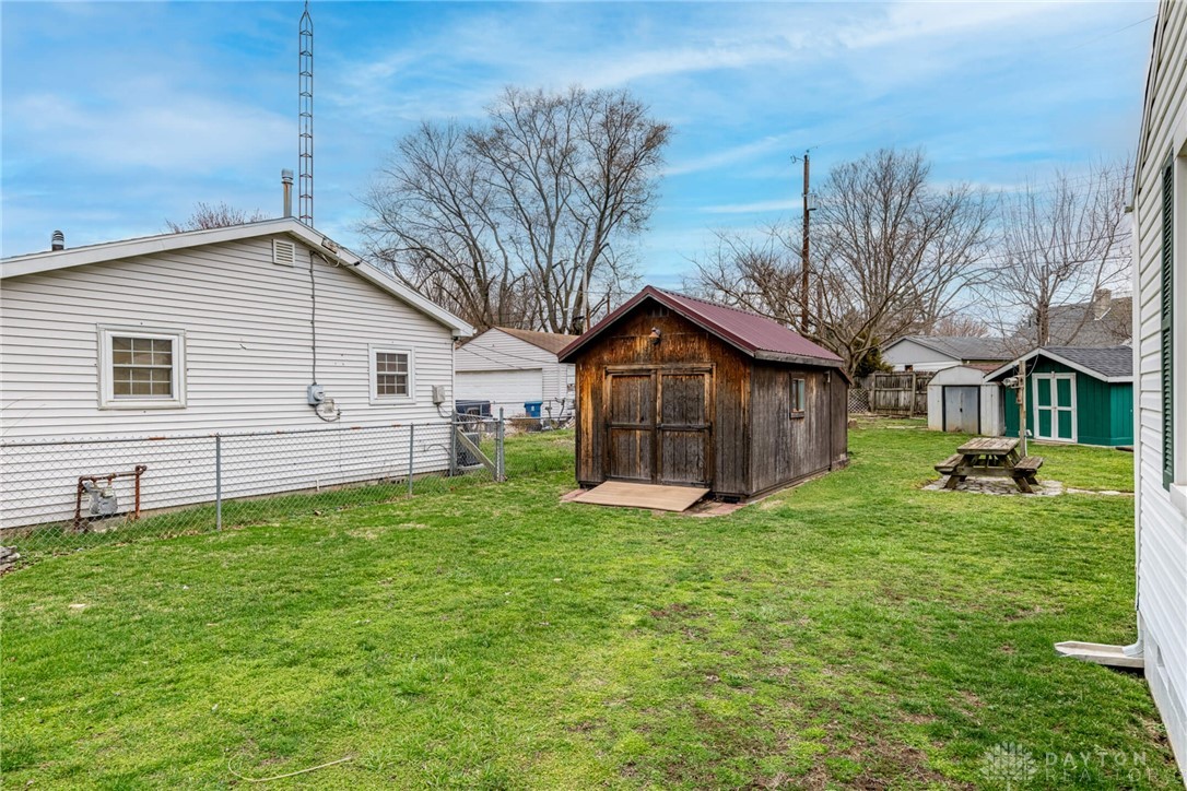 Dayton, Ohio 45404, United States, 3 Bedrooms Bedrooms, ,1 BathroomBathrooms,Residential,Pending,92813