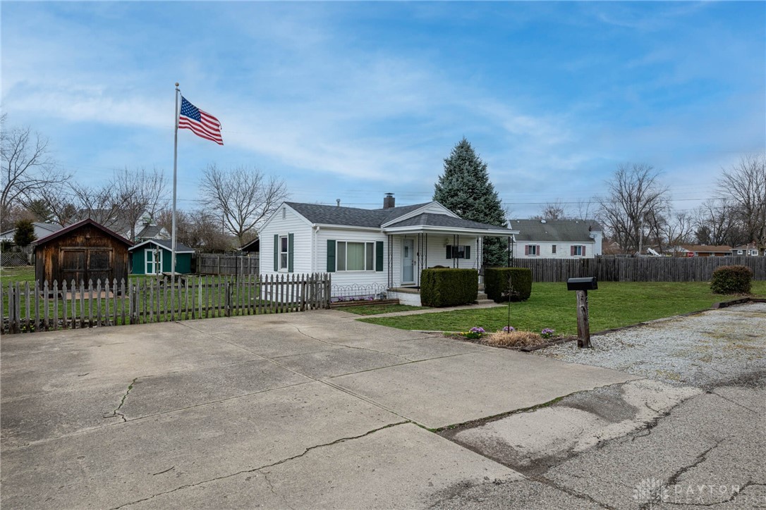 Dayton, Ohio 45404, United States, 3 Bedrooms Bedrooms, ,1 BathroomBathrooms,Residential,Pending,92813