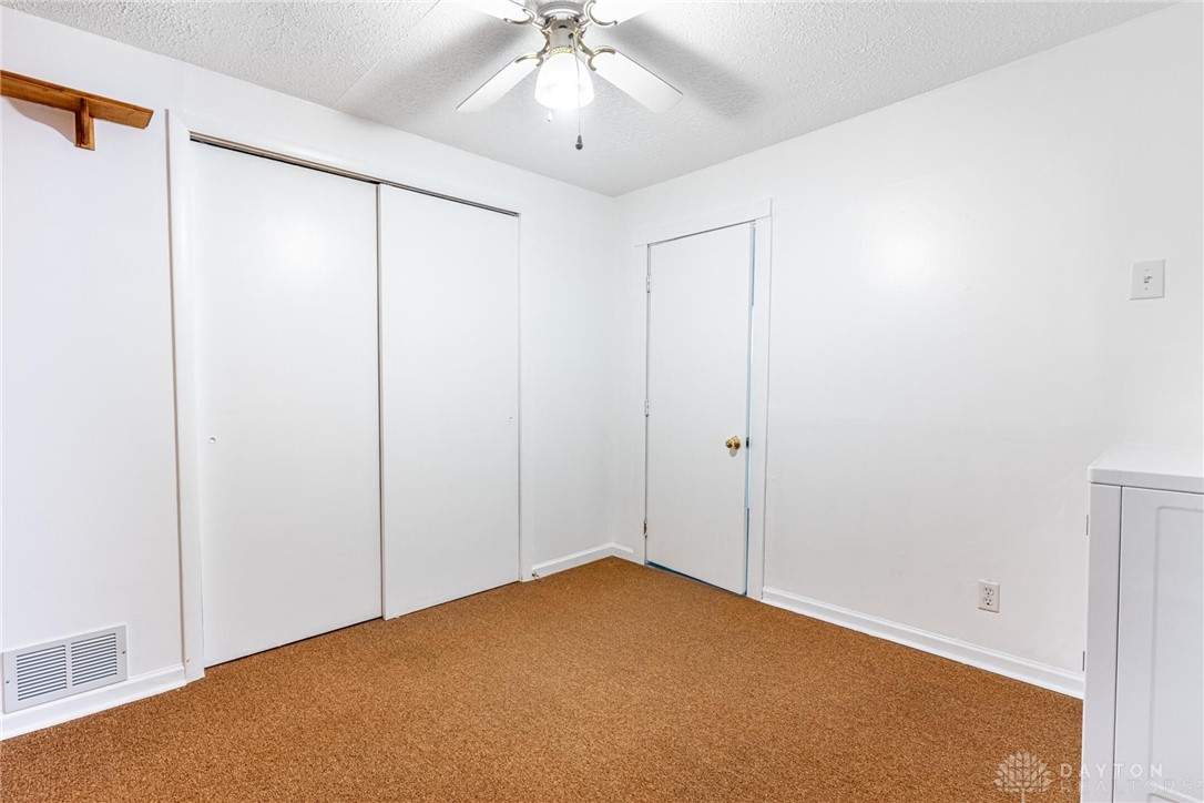 Dayton, Ohio 45404, United States, 3 Bedrooms Bedrooms, ,1 BathroomBathrooms,Residential,Pending,92813