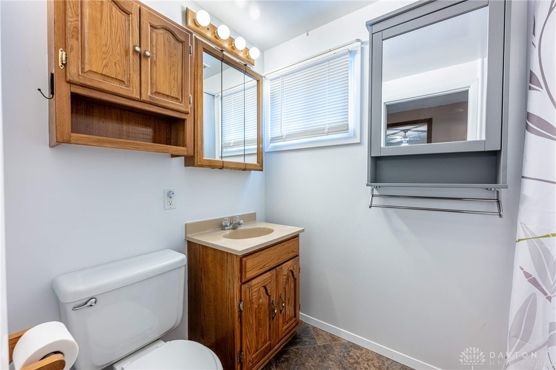 Dayton, Ohio 45404, United States, 3 Bedrooms Bedrooms, ,1 BathroomBathrooms,Residential,Pending,92813