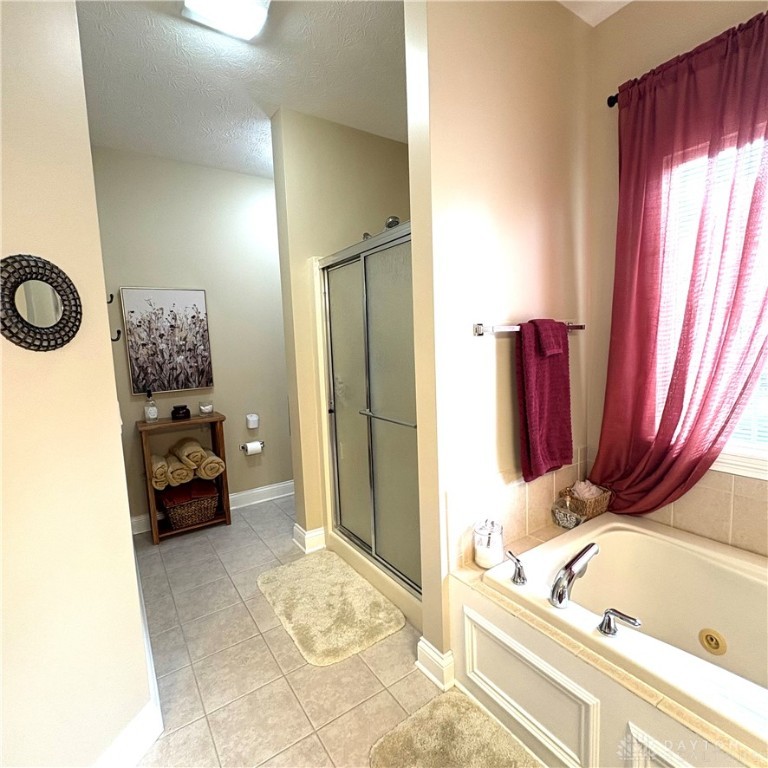 2234 Oakbrook Boulevard, Beavercreek, Ohio image 26