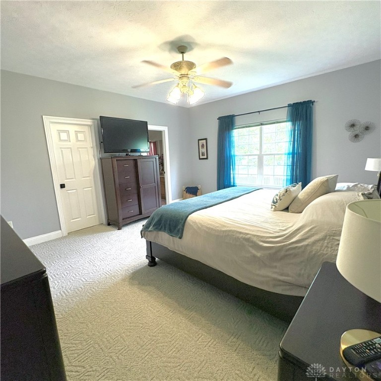 2234 Oakbrook Boulevard, Beavercreek, Ohio image 24