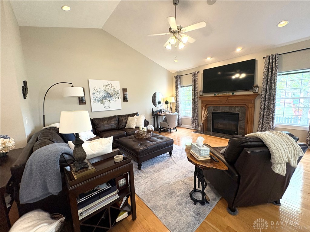 2234 Oakbrook Boulevard, Beavercreek, Ohio image 3