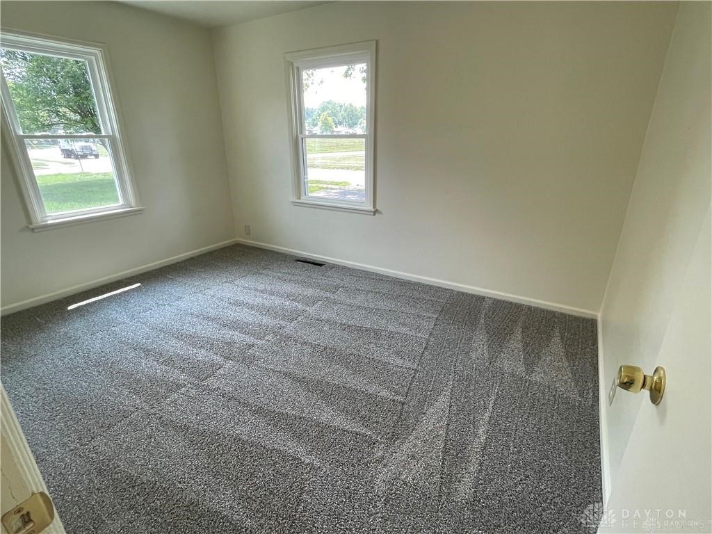 1776 Hearthstone Drive, Dayton, Ohio image 8