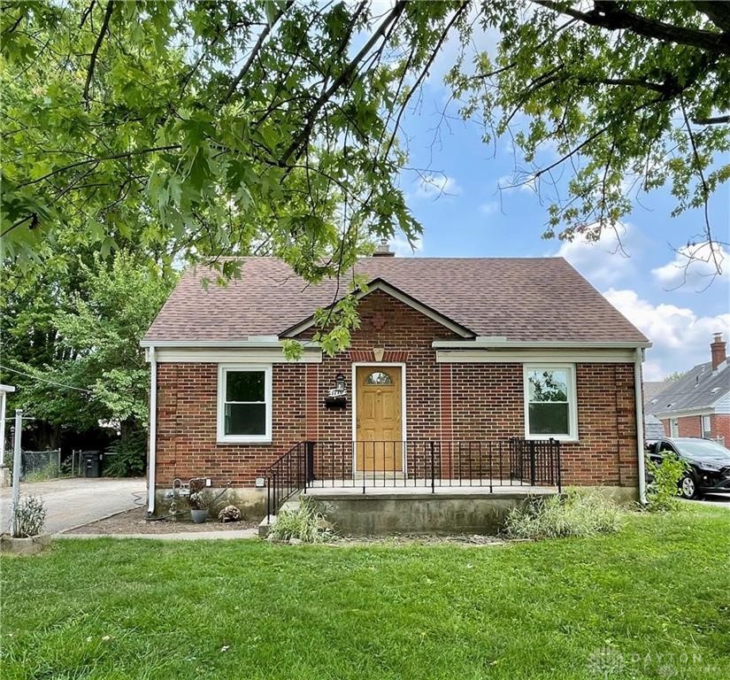 1776 Hearthstone Drive, Dayton, Ohio image 1