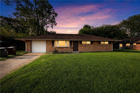 3 beds bed, 1 baths bath property at 2236 Norway Drive, Dayton, OH 45439