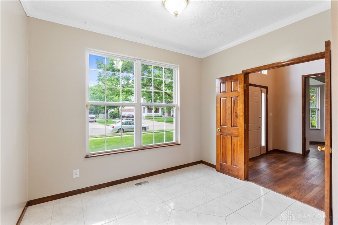 2159 Bassett Court, Beavercreek, Ohio image 8